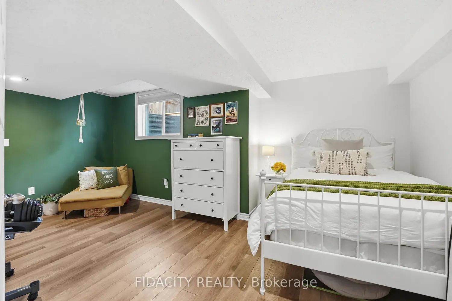 Additional image 14 of 80 Robarts Crescent