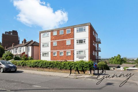 Leigham Court Road, London SW16