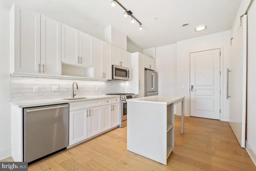 Additional image 9 of 6803 Cameron Drive NW Unit 314, Washington, DC 20012