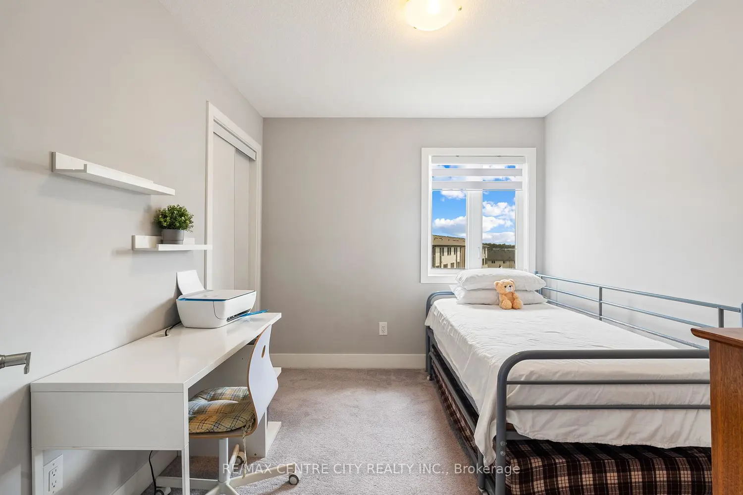Additional image 12 of 2070 Meadowgate Boulevard 4