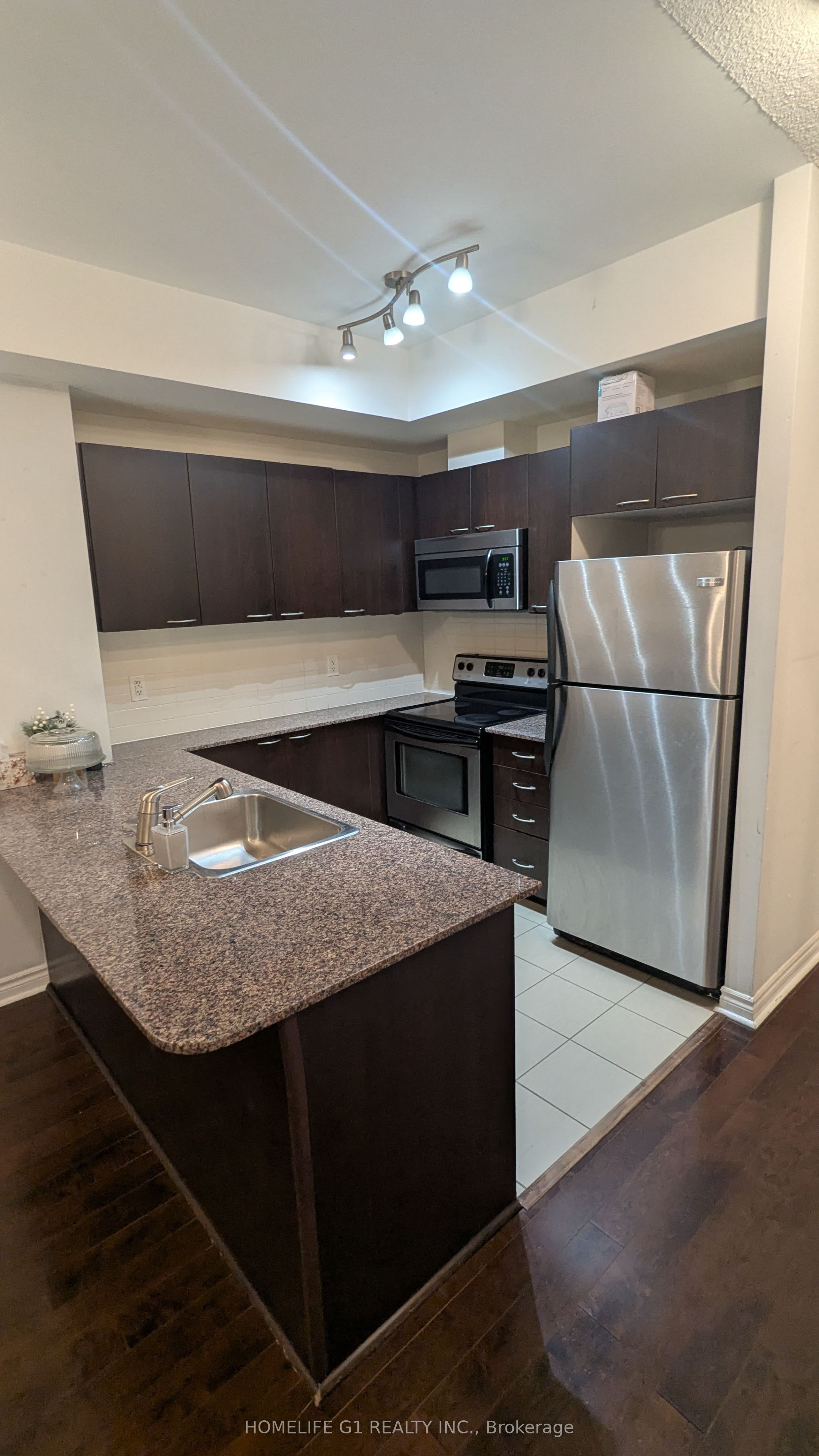 Additional image 2 of 324-385 Prince Of Wales Drive, Mississauga, ON, L5B 0C6