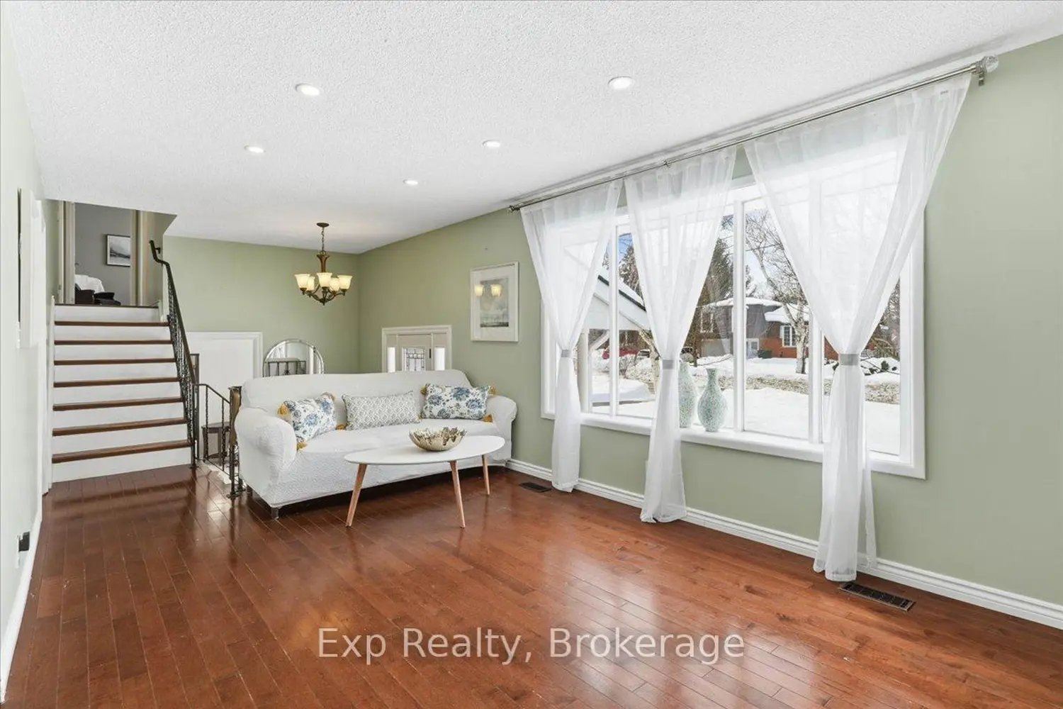Additional image 5 of 15 Thorncliffe Drive