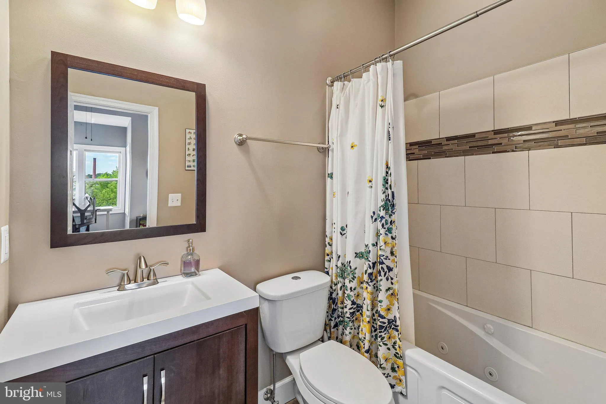 Additional image 67 of 233 S Street NE Unit 5, Washington, DC 20002