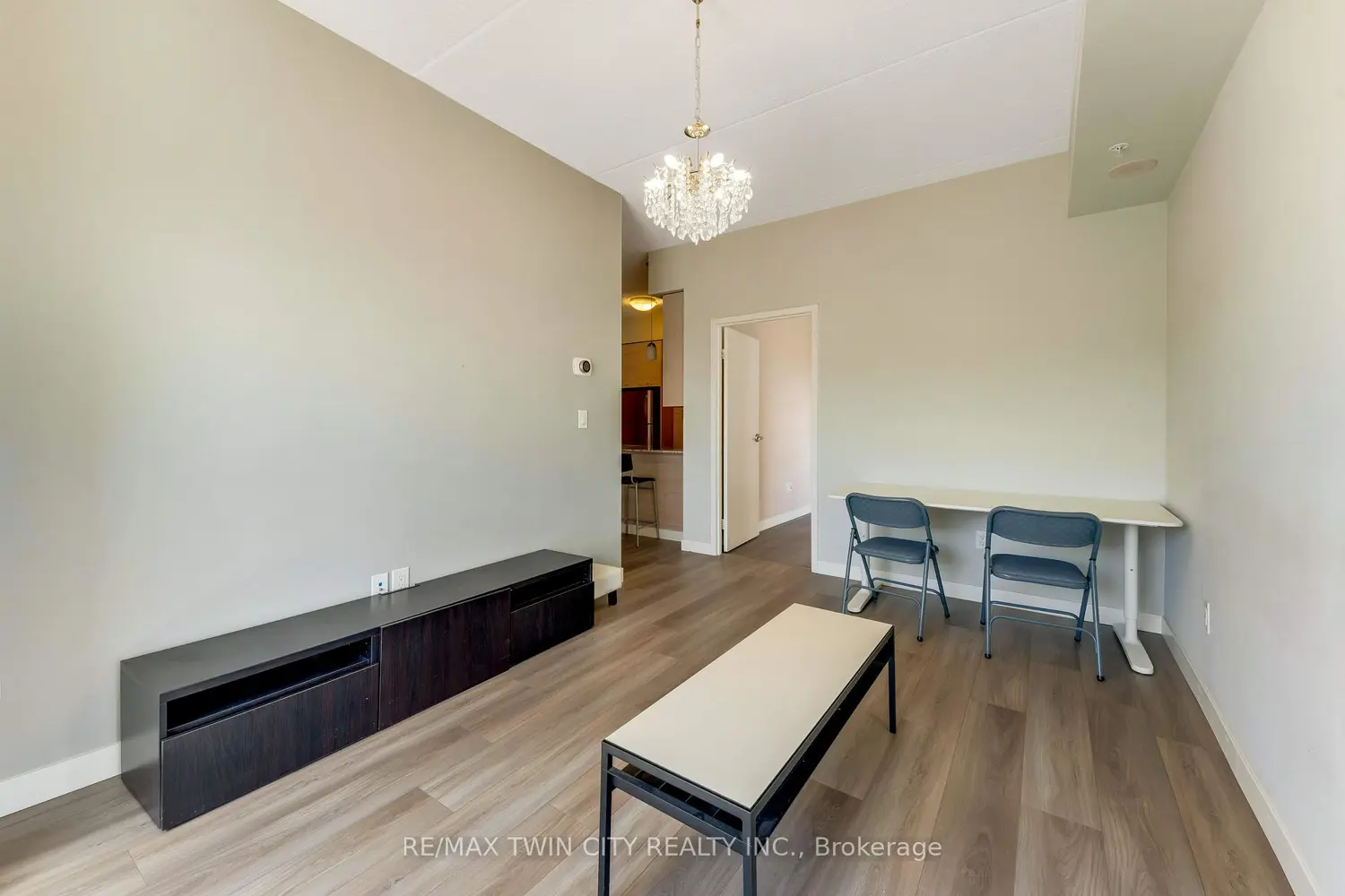 Additional image 10 of 318 Spruce Street 1102