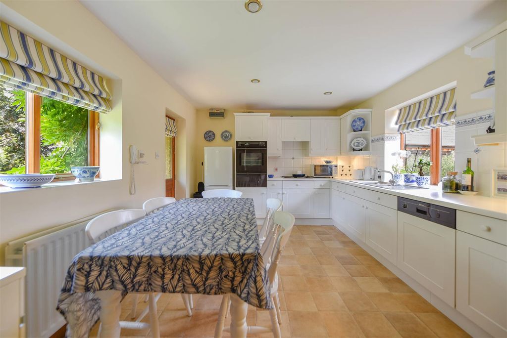 Additional image 7 of 4 bed barn conversion for saleHigh Street, Crick, Northampton NN6
