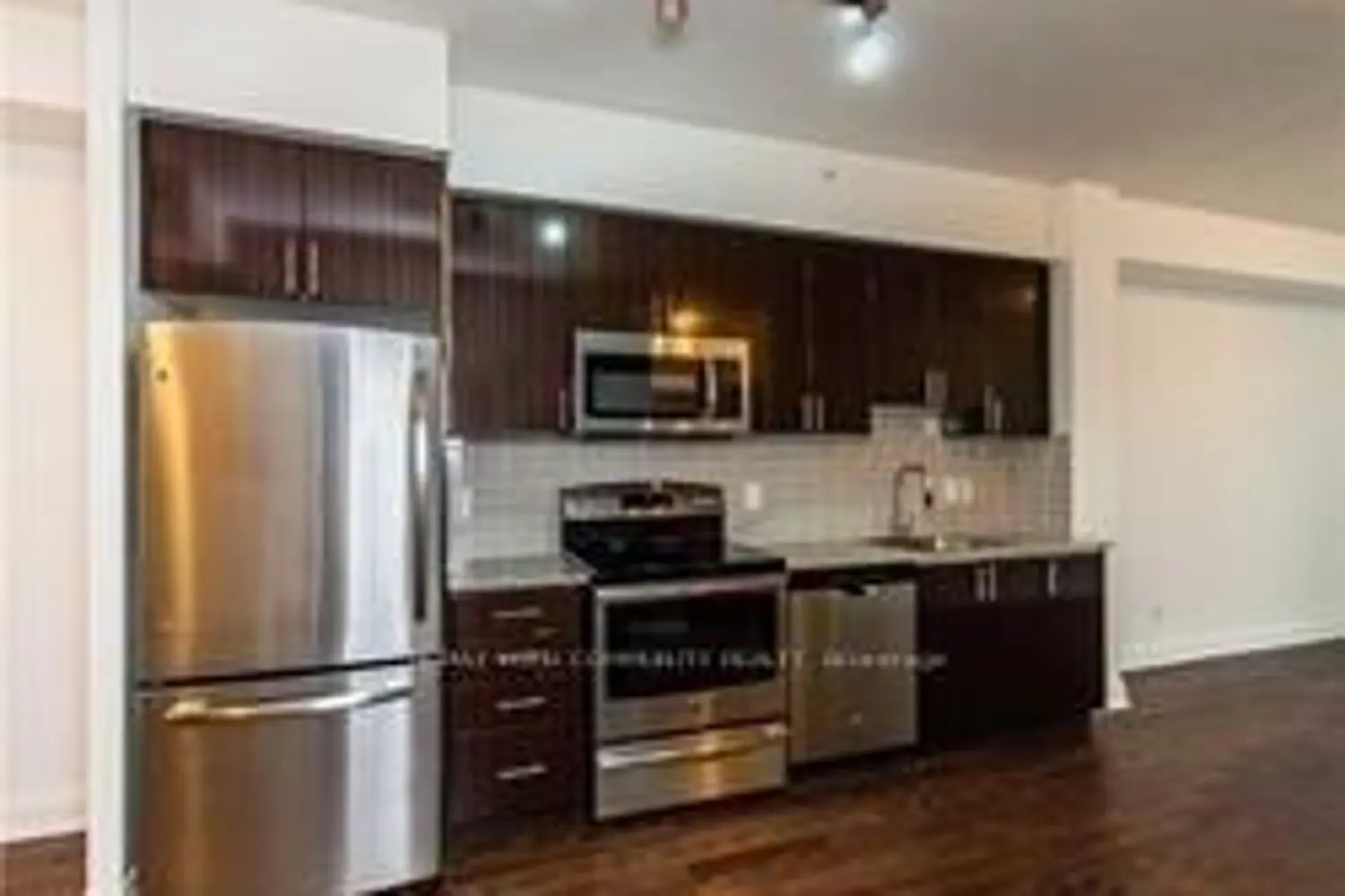 Additional image 15 of 7161 Yonge Street 1133