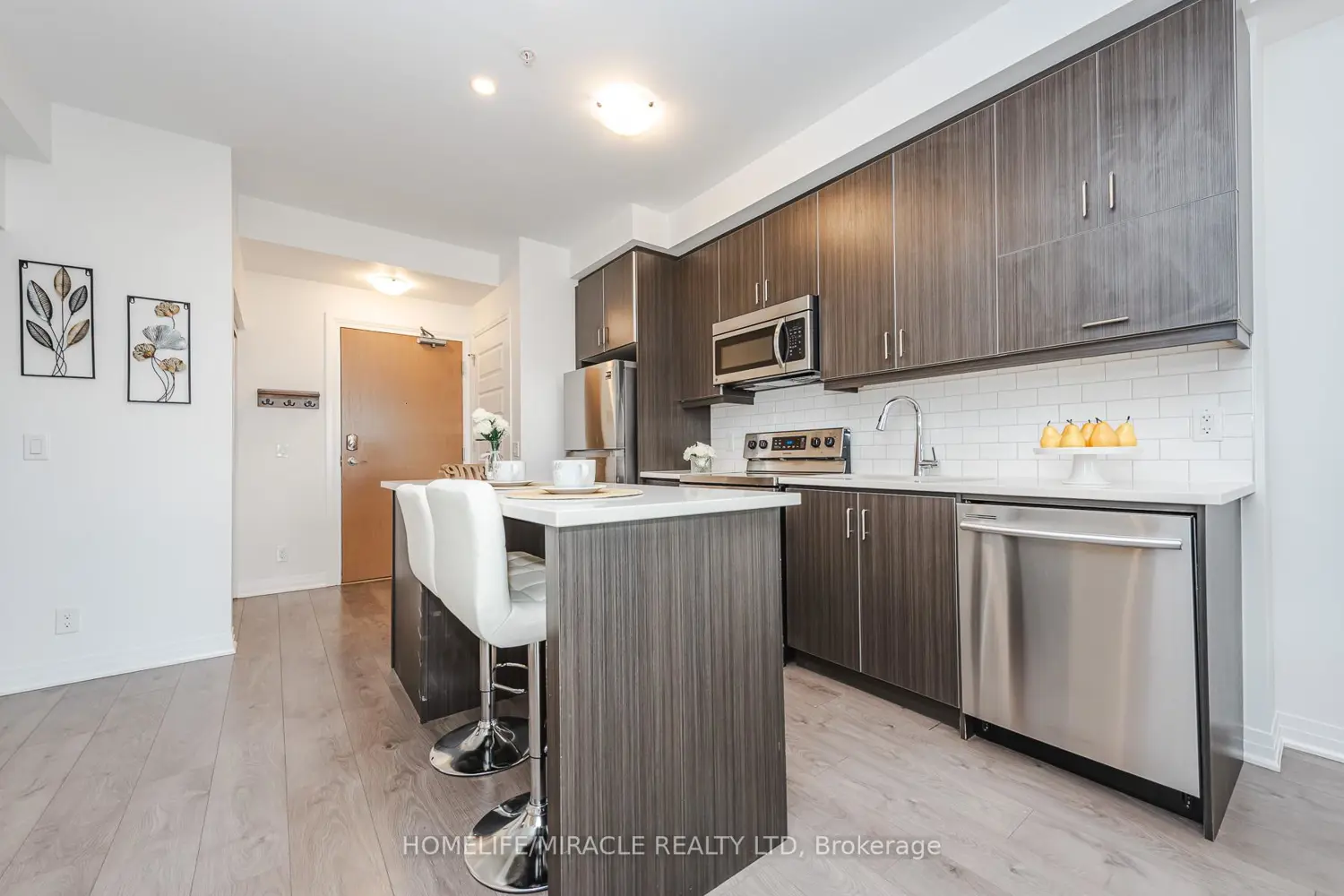Additional image 7 of 1105 Leger Way 421