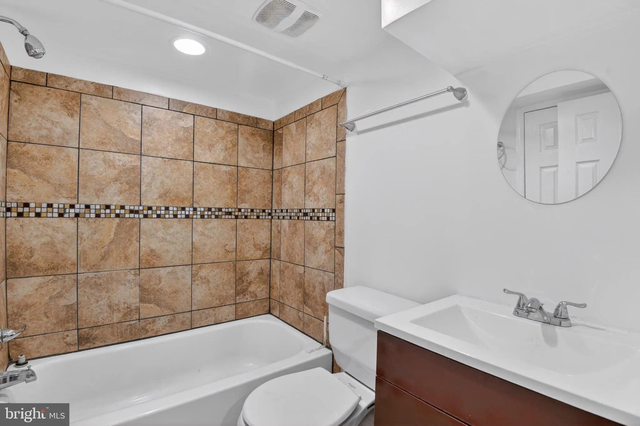 Additional image 25 of 141 Uhland Terrace NE, Washington, DC 20002