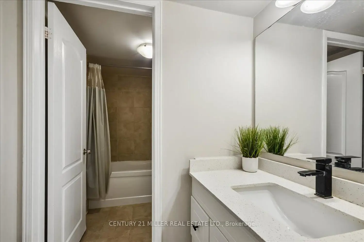 Additional image 14 of 3100 Thomas Street 7