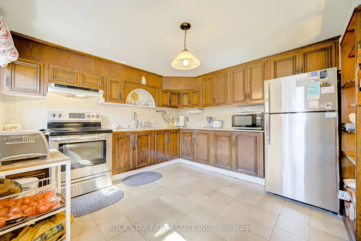 Additional image 11 of 115 Glen Shields Avenue