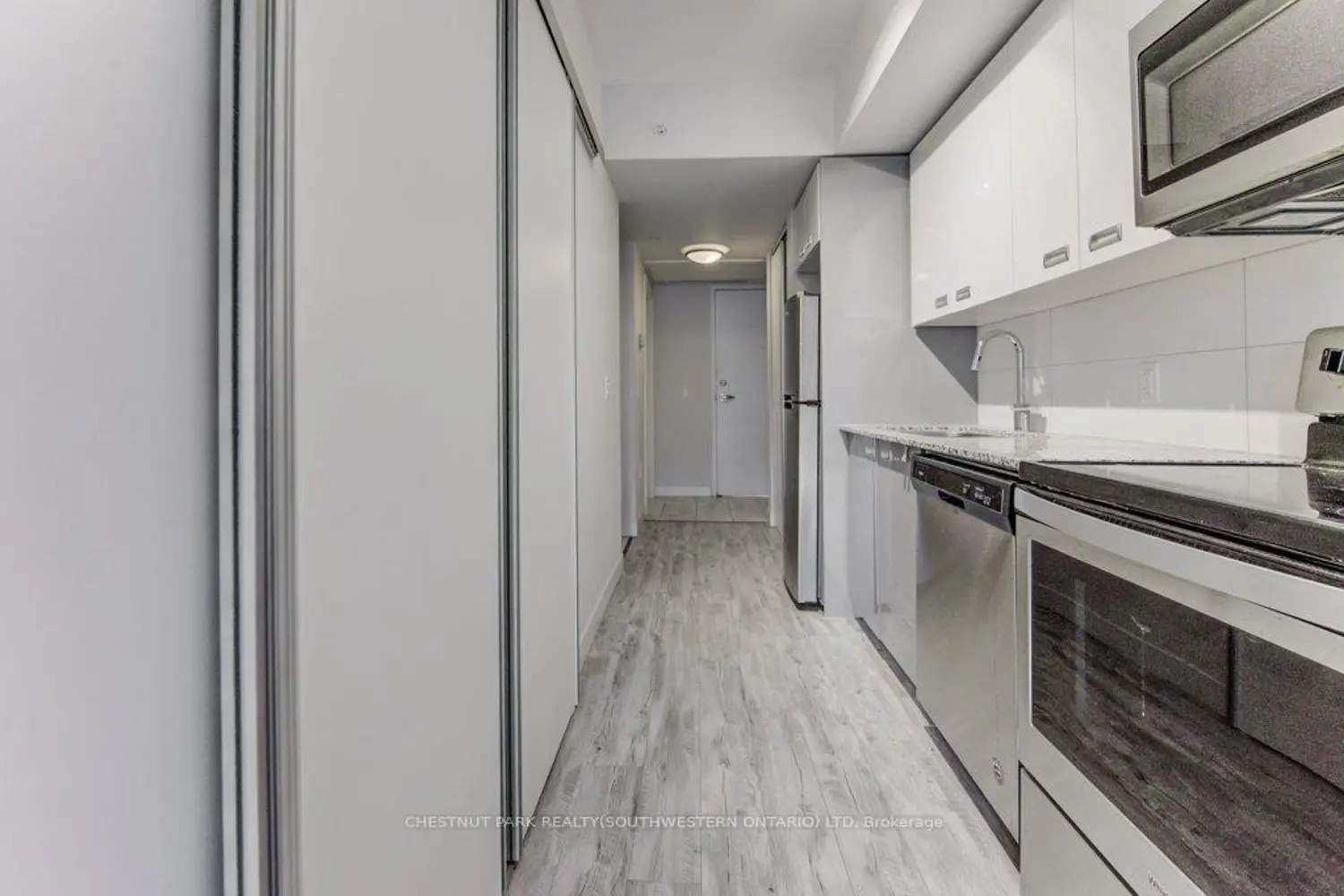 Additional image 9 of 257 Hemlock Street 217