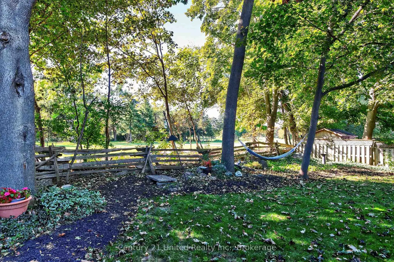Additional image 17 of 1309 Scollard Drive