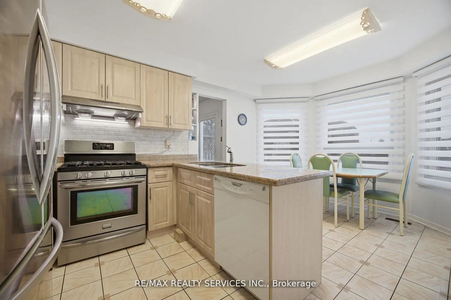 Additional image 6 of 62 Fernbrook Crescent