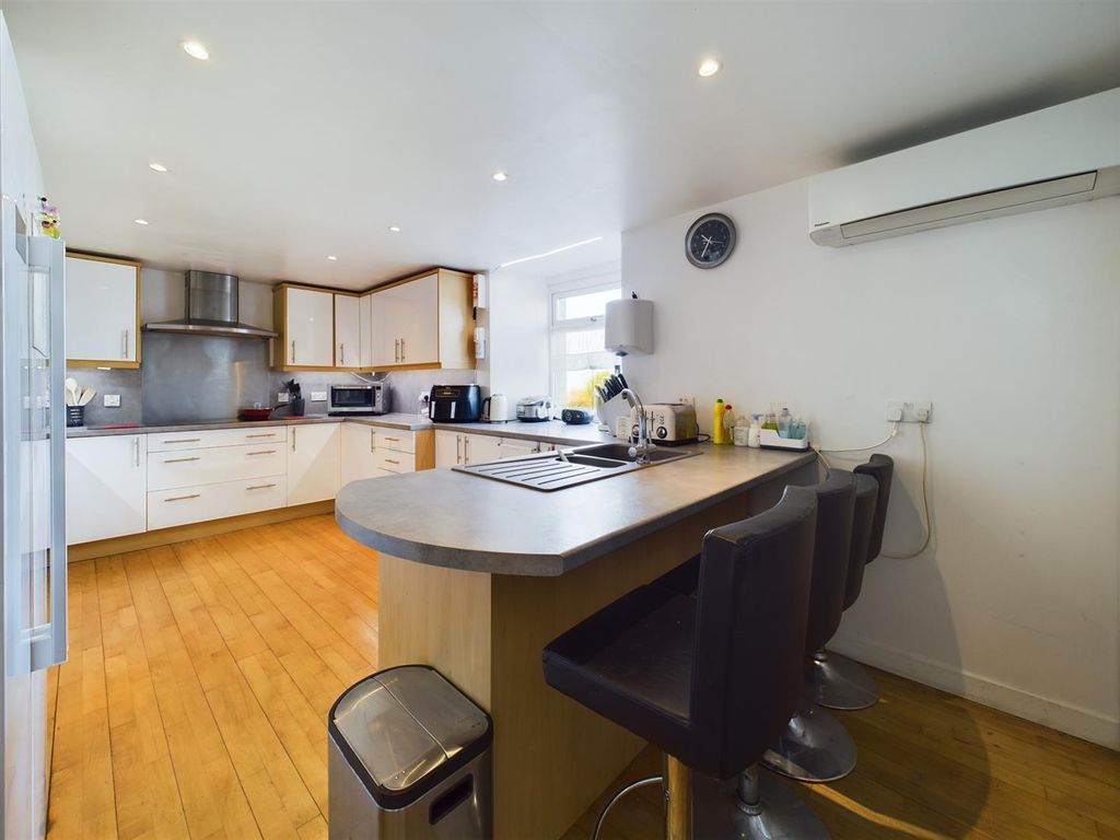 Additional image 9 of 7 bed detached house for saleEastward House, St. Margarets Hope, Orkney KW17