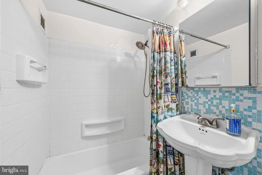 Additional image 16 of 730 24th Street NW Unit 600, Washington, DC 20037