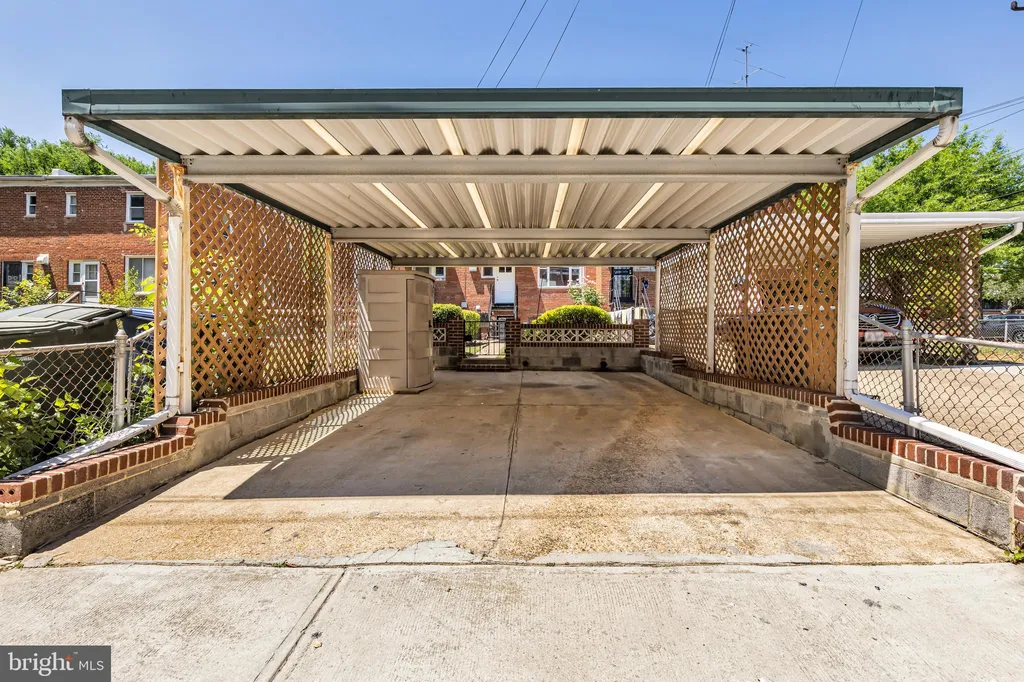 Additional image 39 of 4727 8th Street NE, Washington, DC 20017