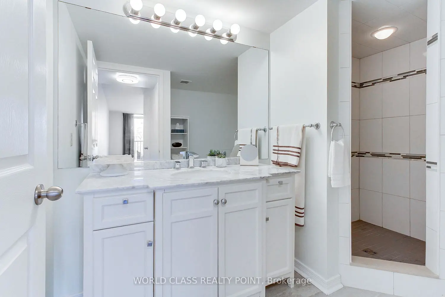 Additional image 4 of 75 Ellen Street 207