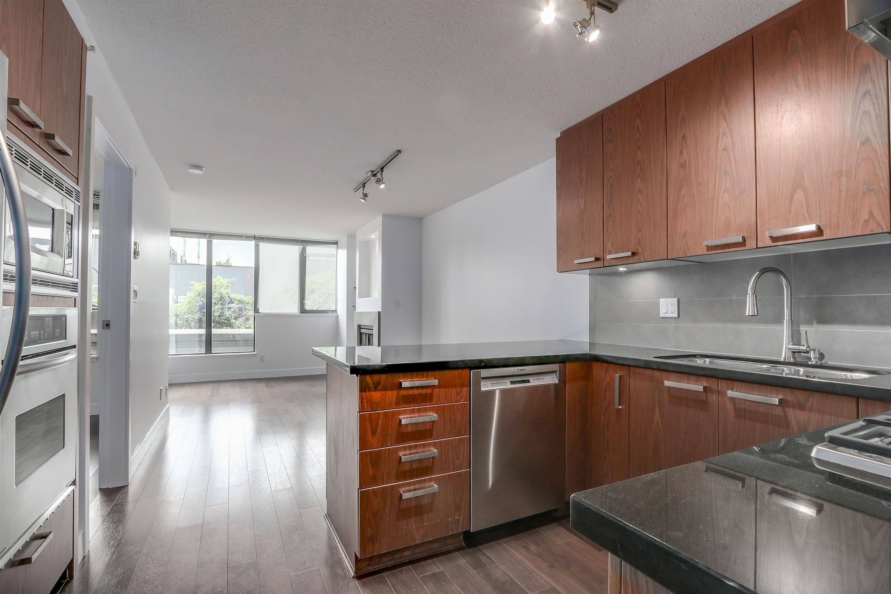 Additional image 2 of 221-3228 Tupper Street, Vancouver, BC, V5Z 4S7