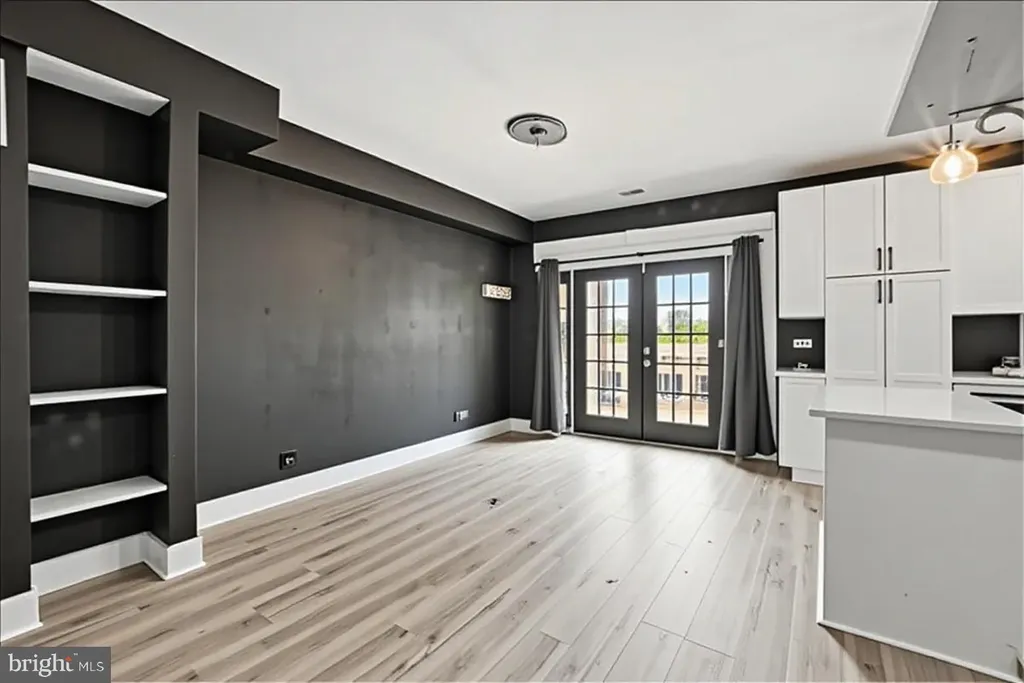 939 15th Street SE, Washington, DC 20003 photo 4
