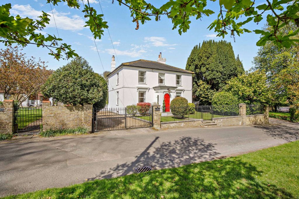5 bed detached house for saleMelliker Lane, Meopham, Kent DA13