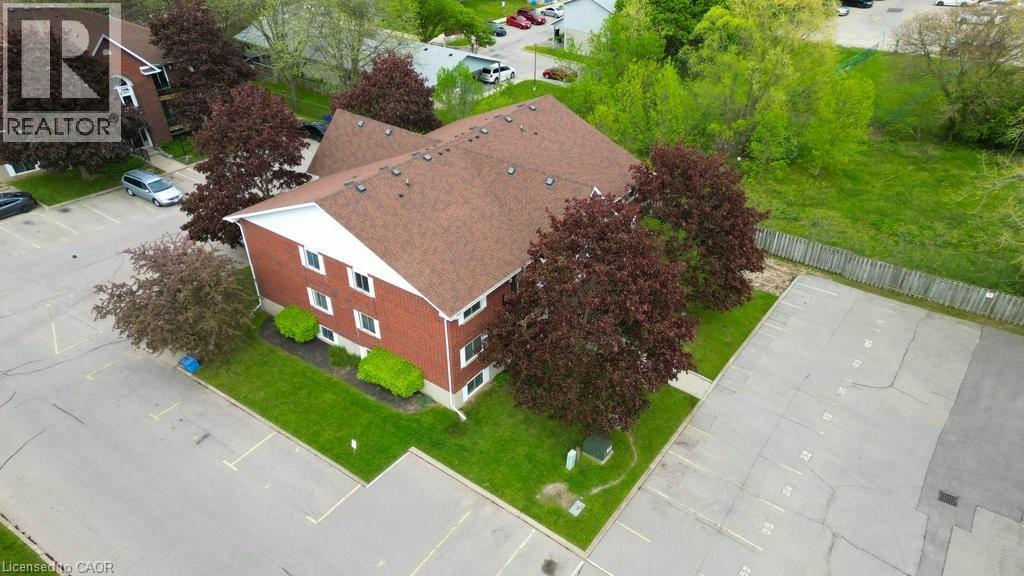 Additional image 3 of 212-565 Greenfield Avenue, Kitchener, ON, N2C2P3