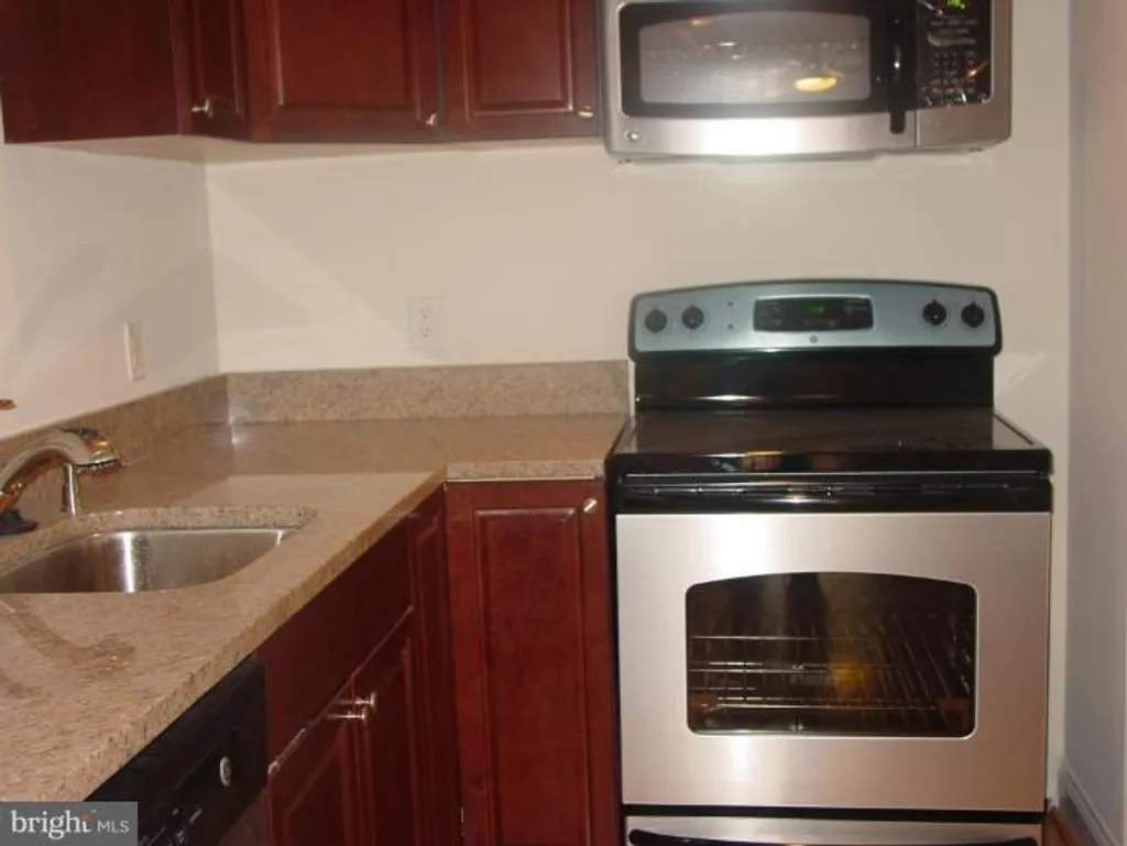 Additional image 6 of 13 NE S Street NE Unit A, Washington, DC 20002