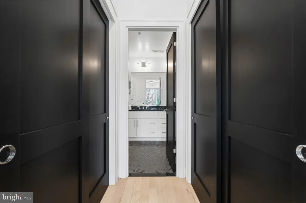 Additional image 16 of 836 Varnum Street NW Unit 201, Washington, DC 20011
