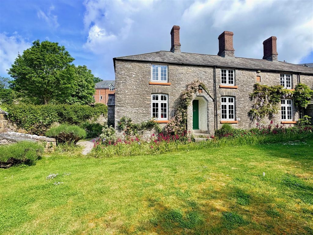 Additional image 15 of 6 bed cottage for saleOreston, Plymouth PL9
