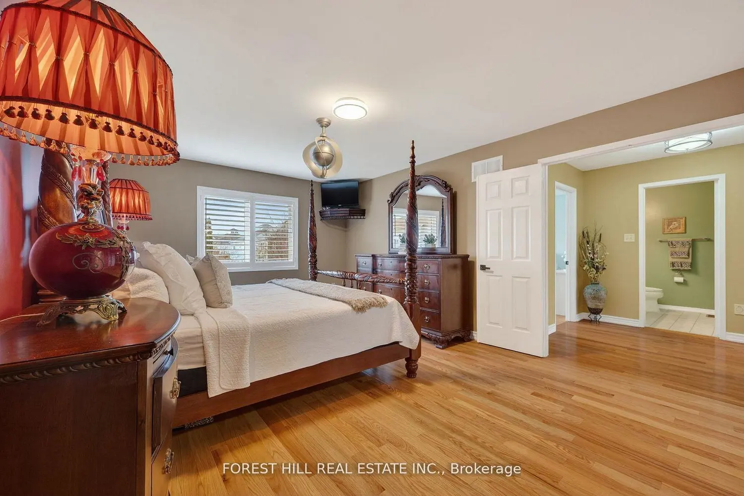 Additional image 16 of 17 Lilley Avenue