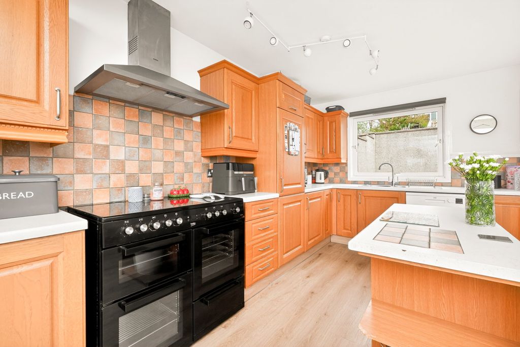 Additional image 8 of 3 bed semi-detached house for sale36 Bruce Crescent, Lerwick, Shetland ZE1