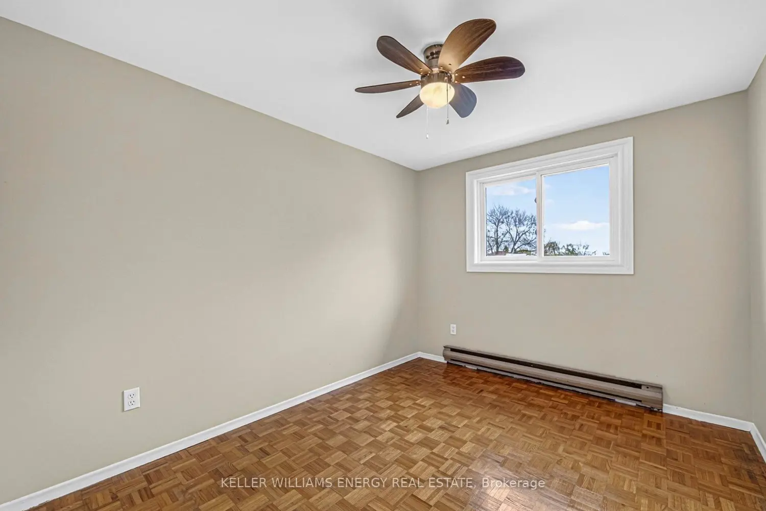 Additional image 15 of 251 Kinmount Crescent