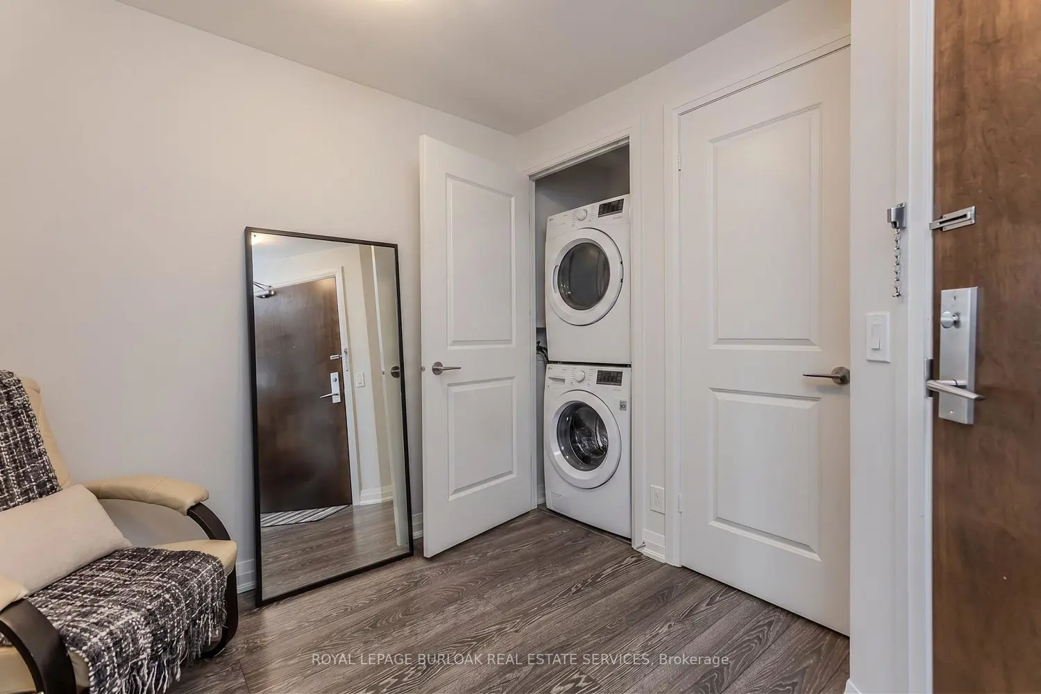 Additional image 4 of 1055 Southdown Road 312