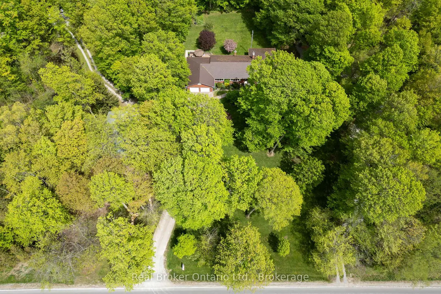 3061 Green Road photo 5