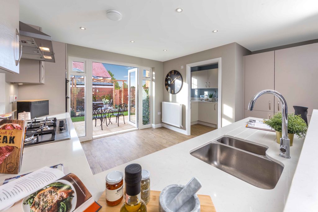 Additional image 3 of 4 bed detached house for sale"Wychwood" at Tothill Street, Minster, Ramsgate CT12