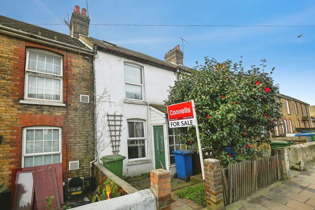 3 bed terraced house for saleStaplehurst Road, Sittingbourne ME10