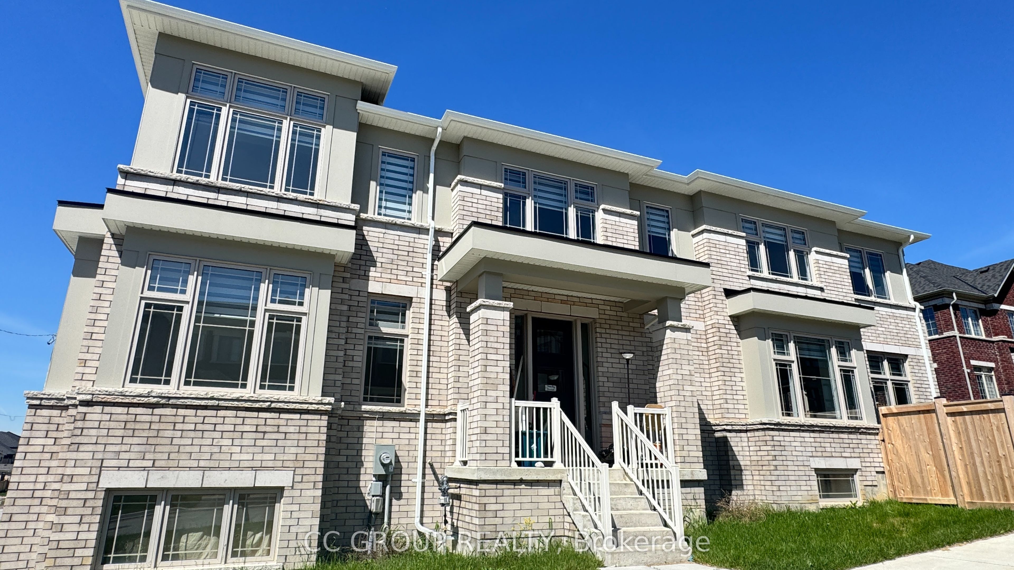 Additional image 2 of 1032 Crowsnest Hollow, Pickering, ON, L1X 0P6