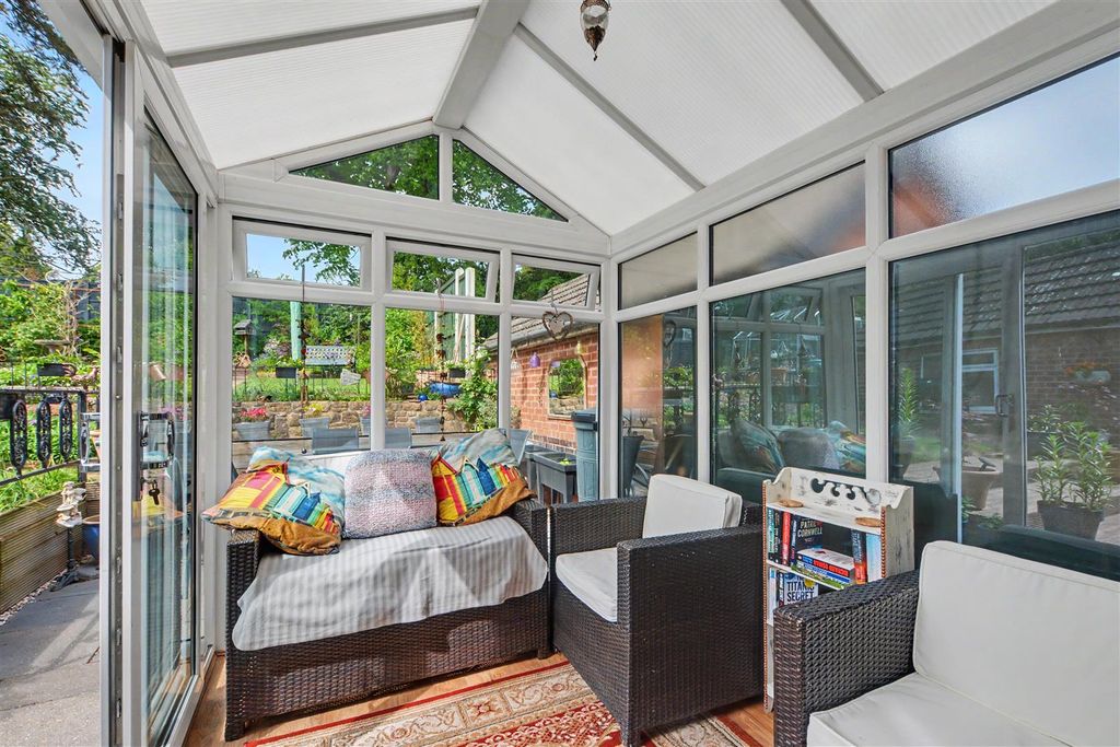 Additional image 11 of 3 bed detached house for saleGreenland Crescent, Beeston, Nottingham NG9