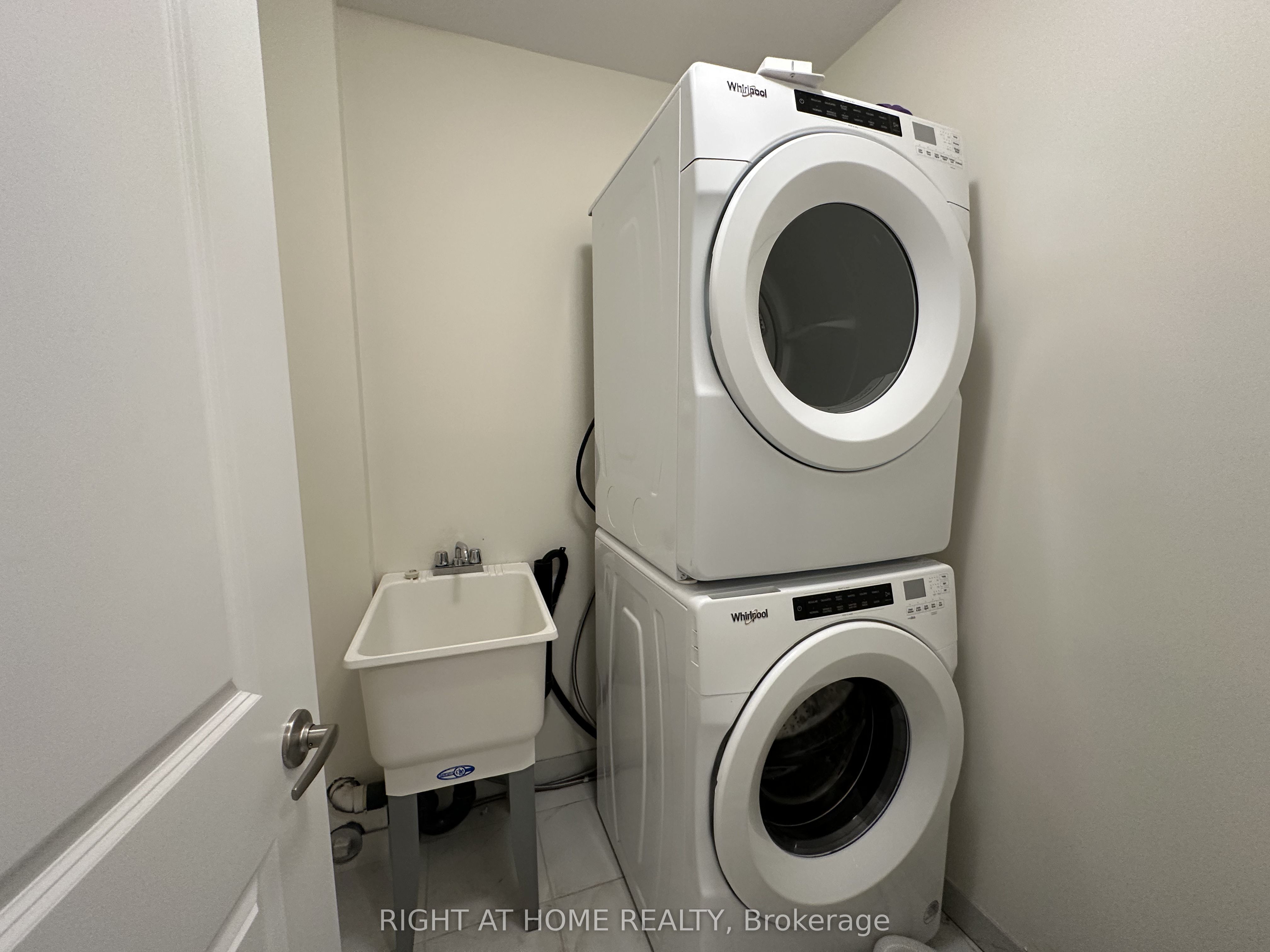 Additional image 6 of 22-40 Zinfandel Drive, Hamilton, ON, L8E 0L1