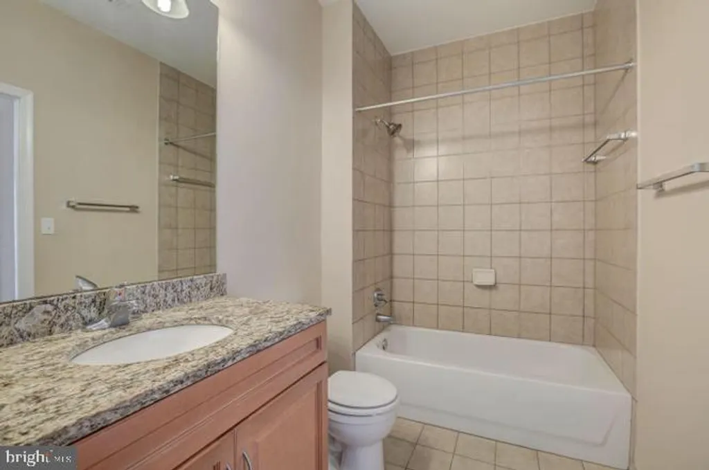 Additional image 12 of 1111 25th Street NW Unit 923, Washington, DC 20037