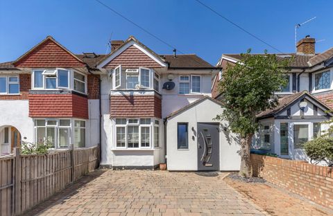 Beech Way, Twickenham TW2