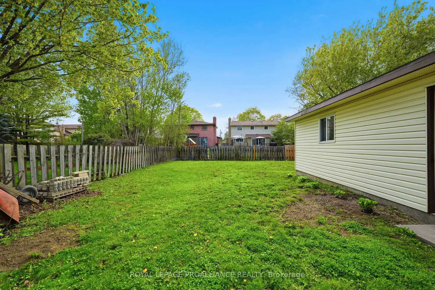 Additional image 18 of 18 Alnet Drive