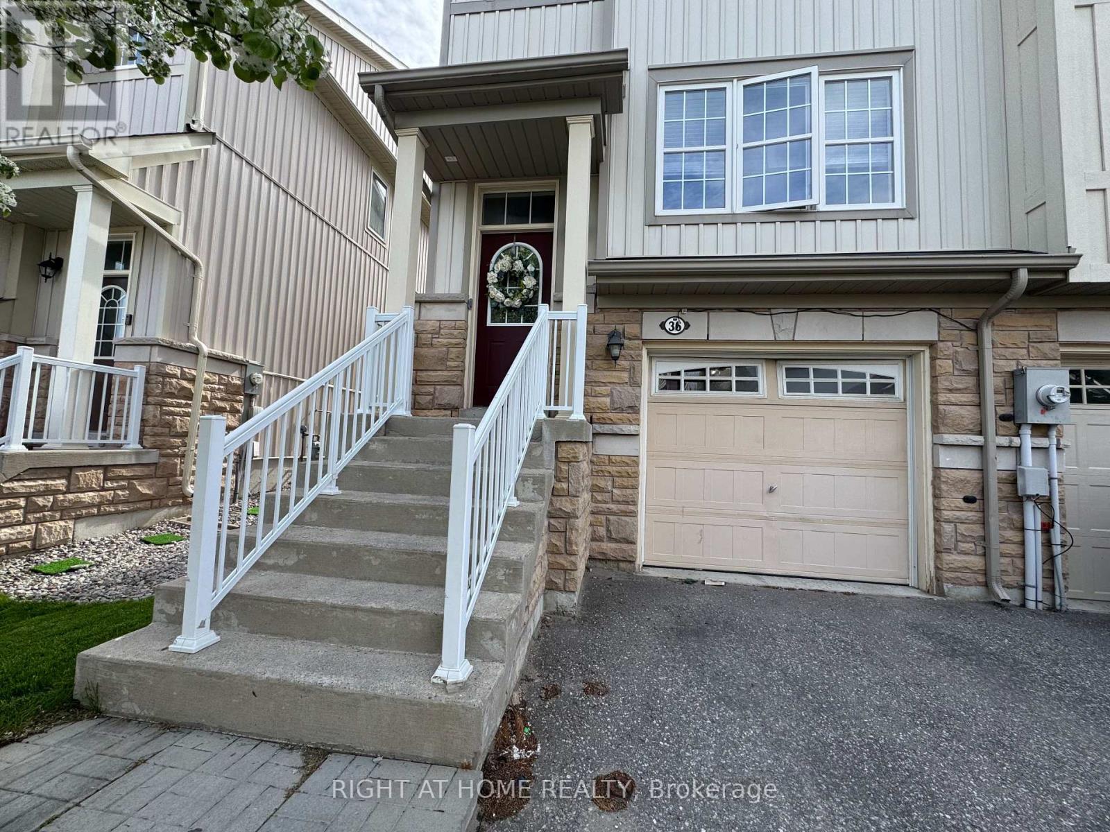 36 FARMSTEAD DR DRIVE