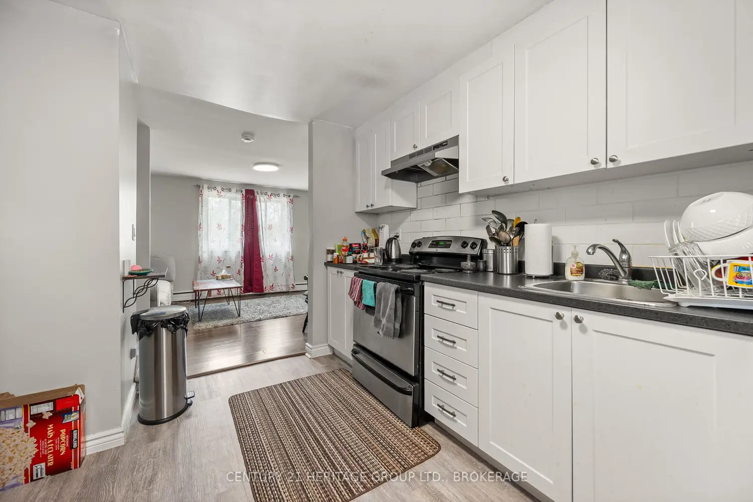Additional image 11 of 186 Rideau Street
