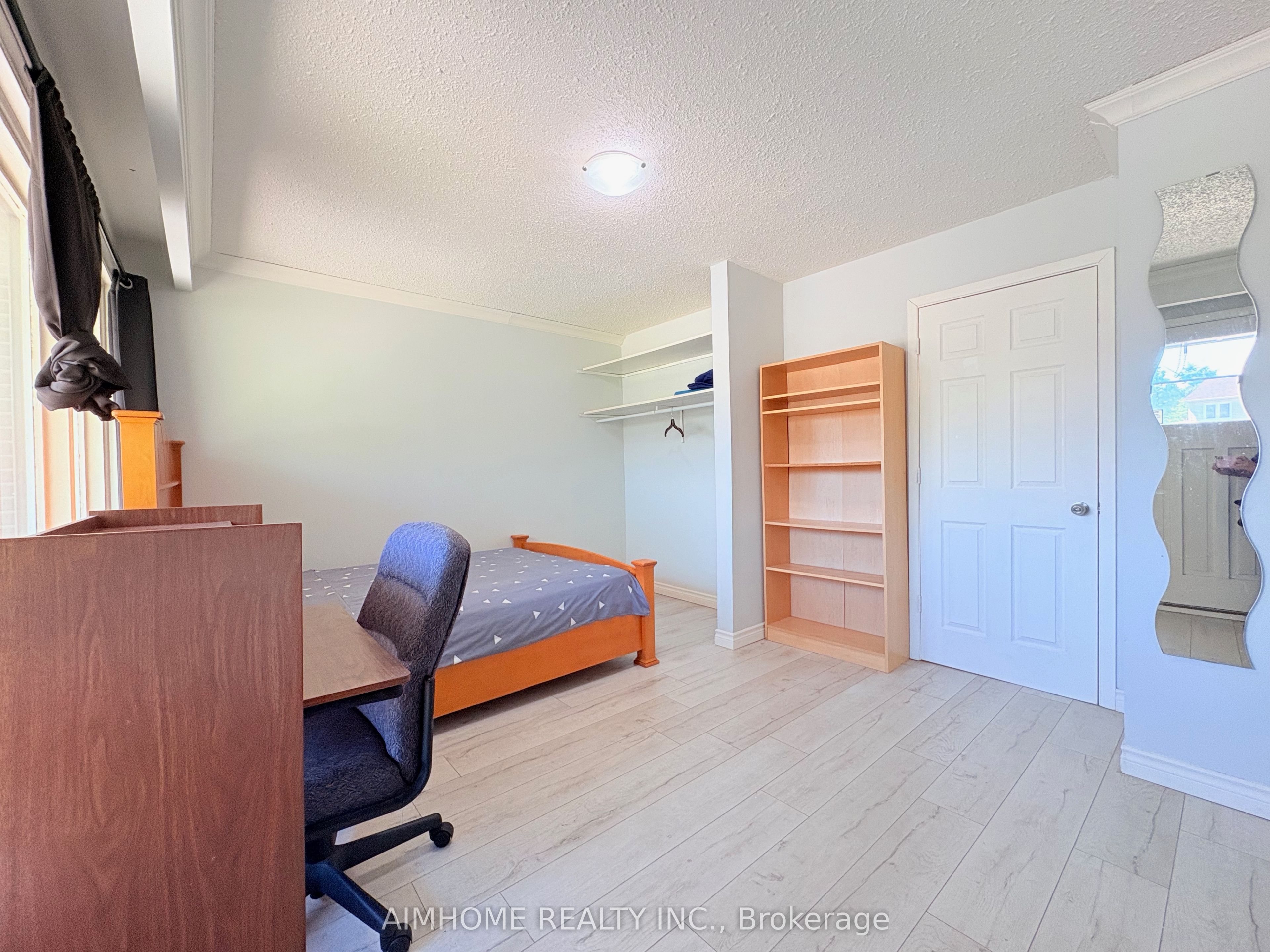 Additional image 5 of 70 Micmac Crescent, Toronto, ON, M2H 2K2