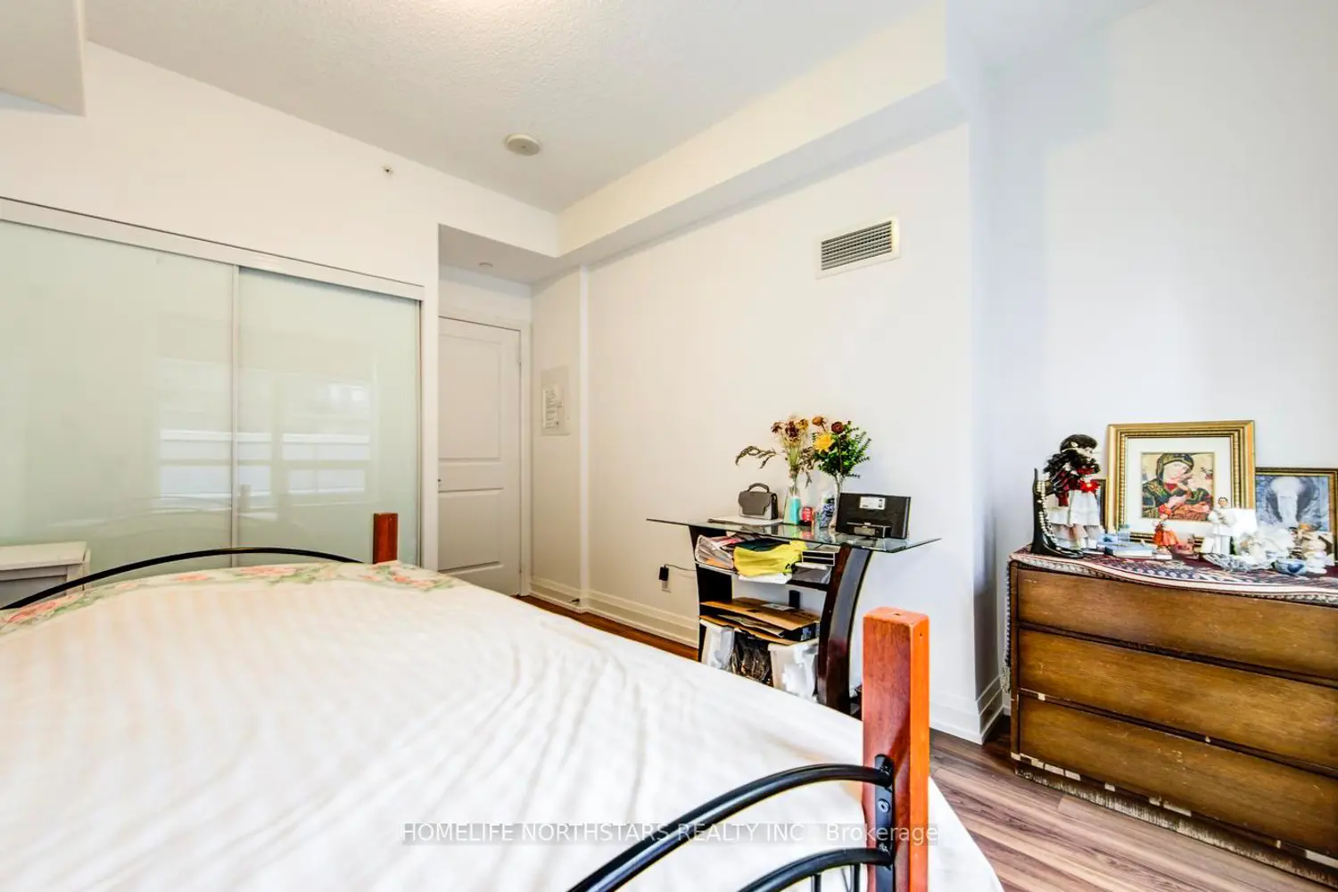 Additional image 11 of 7165 Yonge Street 432