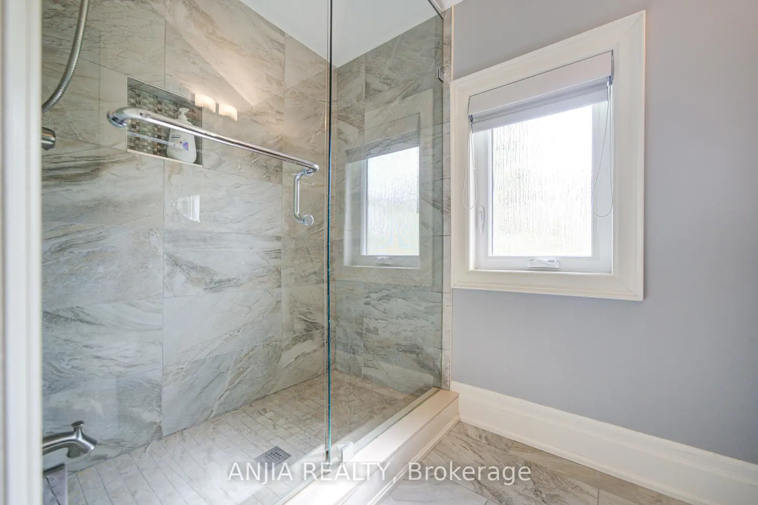 Additional image 8 of 452 Fernleigh Circle