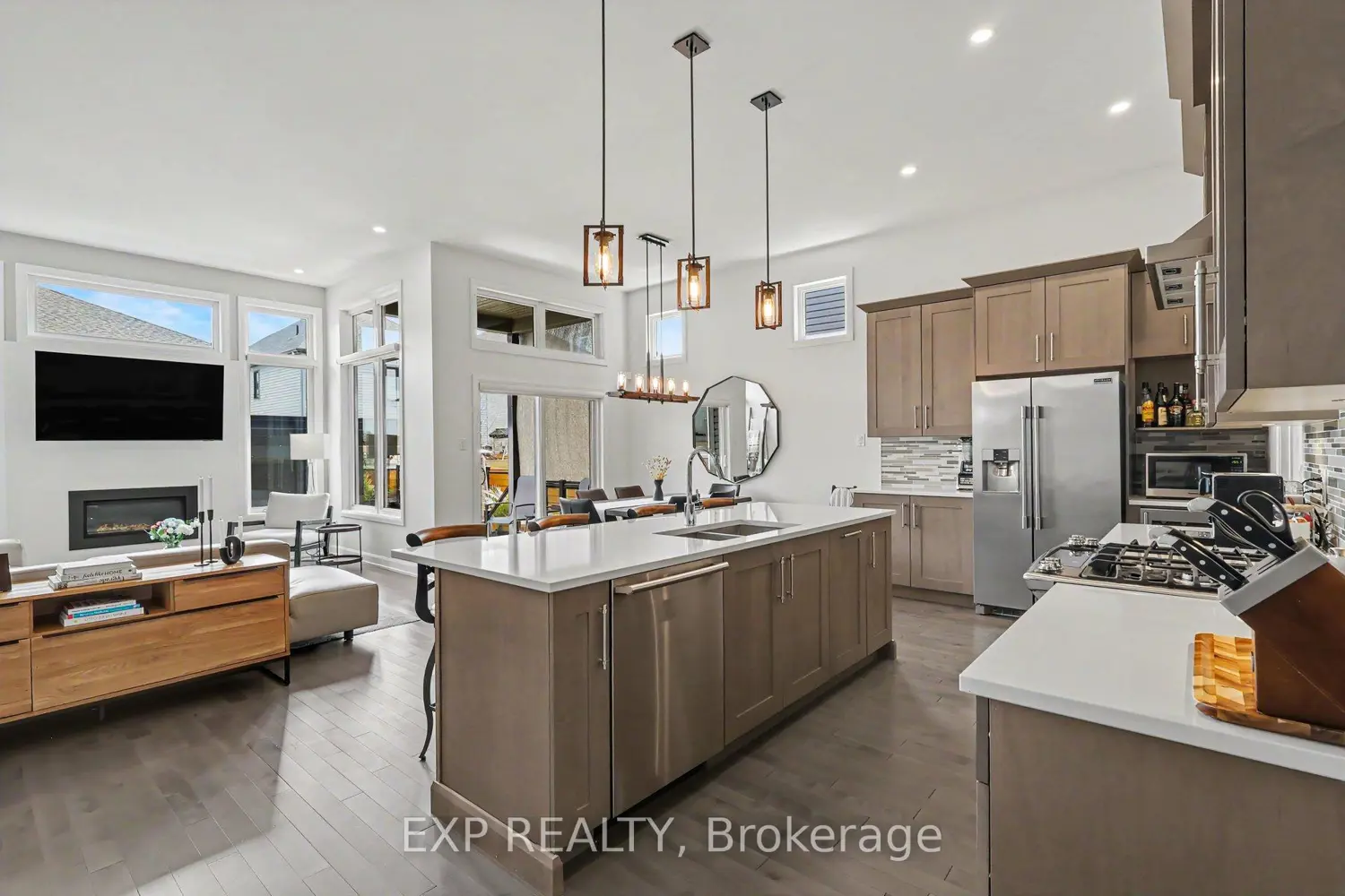 50 Zaatiik Grove photo 5