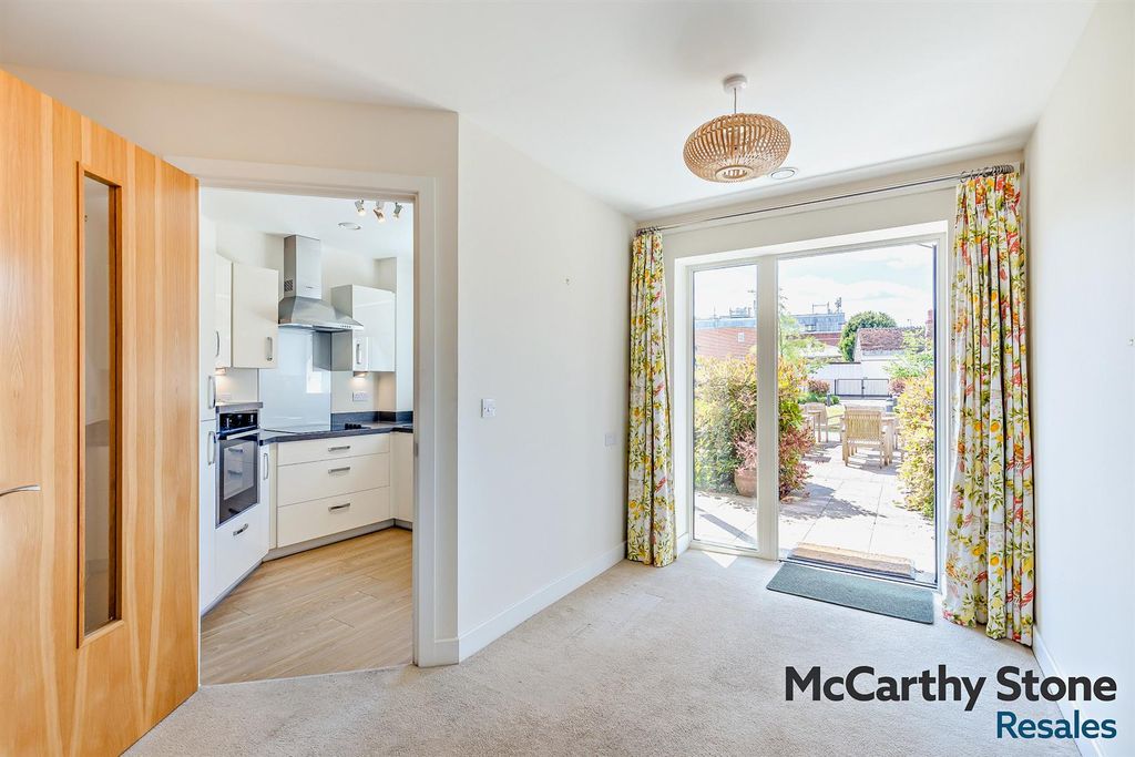 Additional image 2 of 2 bed flat for saleMonument Place, Endless Street, Salisbury SP1