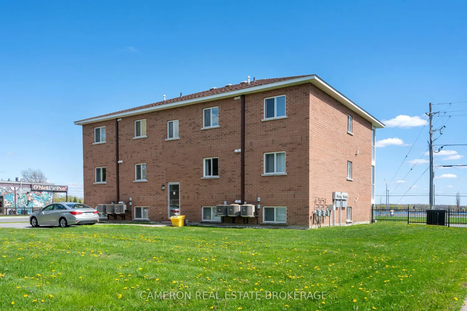 27 Long Sault Drive photo 4