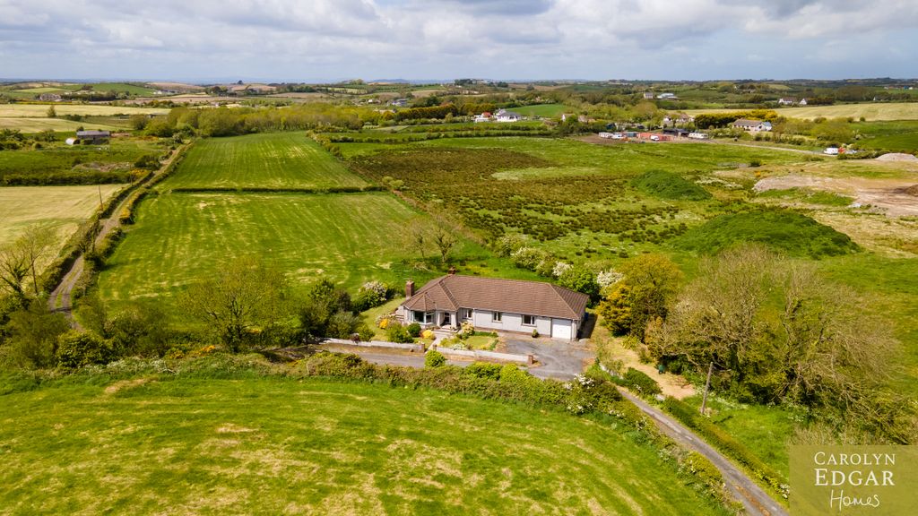 Additional image 2 of 4 bed bungalow for sale17 Glastry Road, Kircubbin, Newtownards, Co Down BT22